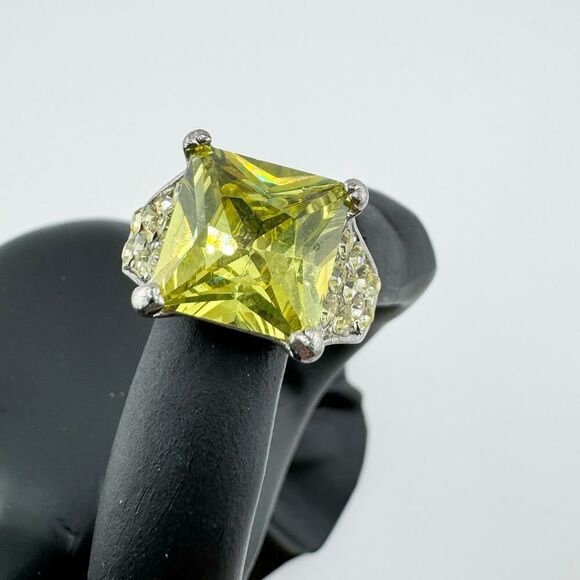 Vintage Leach & Garner Yellow Rhinestone Statement Ring Retro Glam Regency - Picture 1 of 10